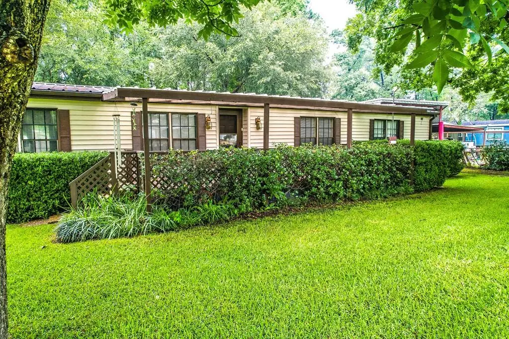 696 Persimmon, Zavalla, TX 75980 - #1