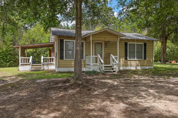 515 E Linn Street, Huntington, TX 75949
