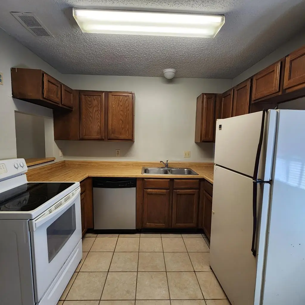 210 W Austin Street, Nacogdoches, TX 75965 - #1