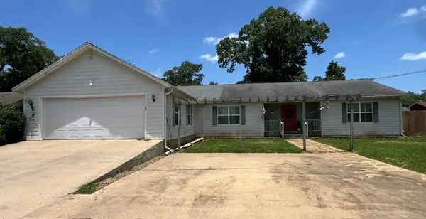 513 East Grand, San Augustine, TX 75972