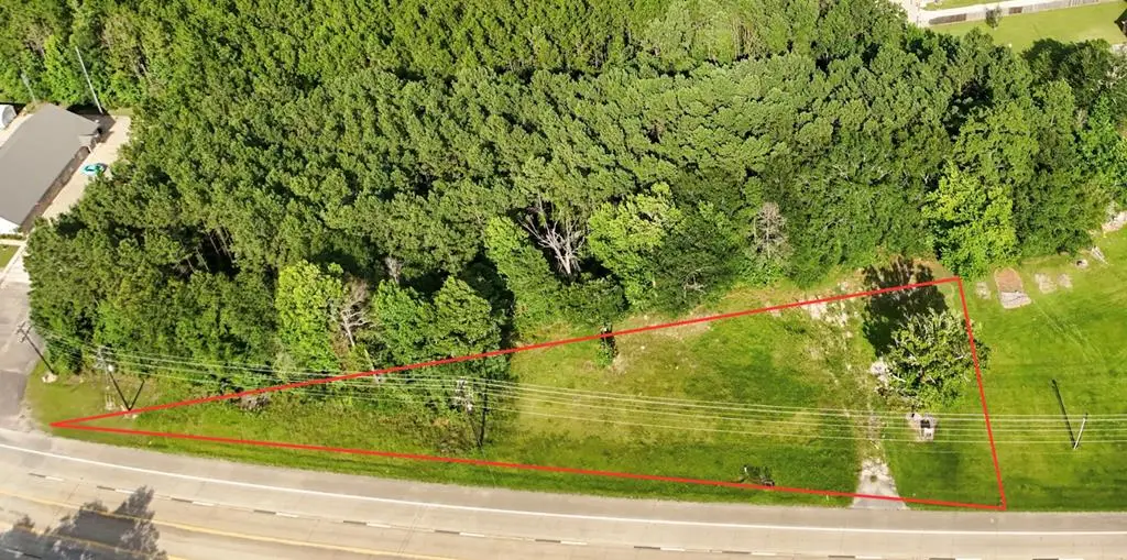 33803 Highway 96 S, Buna, TX 77612 - #1