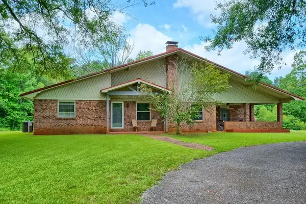 1825 Hwy 147n, San Augustine, TX 75972