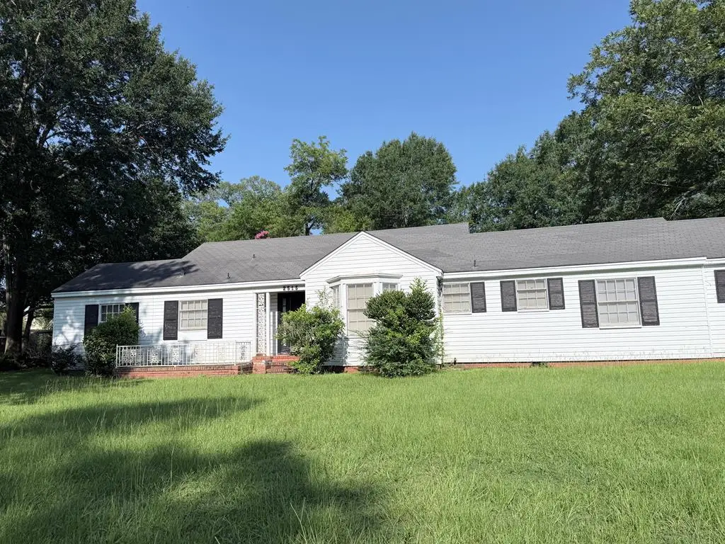 2515 North Pecan Street, Nacogdoches, TX 75965 - #1