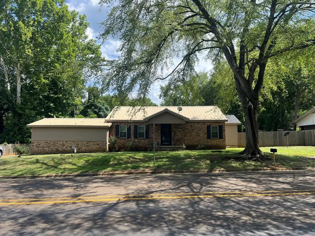 554 E State Hwy 21, Alto, TX 75925 - #1