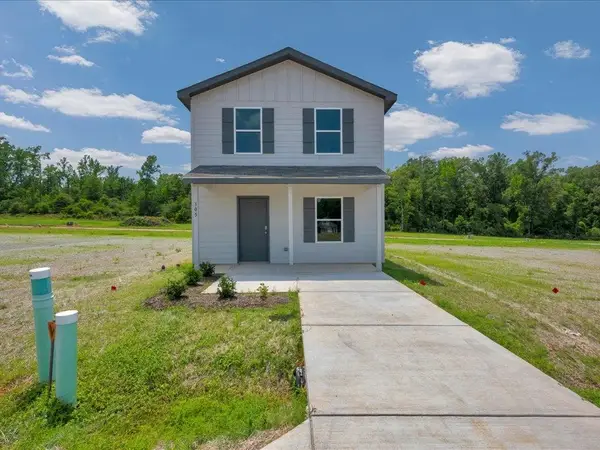 305 Dana Drive, Lufkin, TX 75901