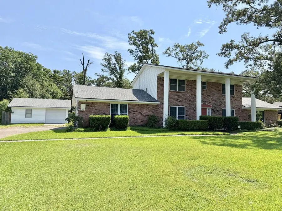 1307 Edgewood Circle, Lufkin, TX 75904 - #2
