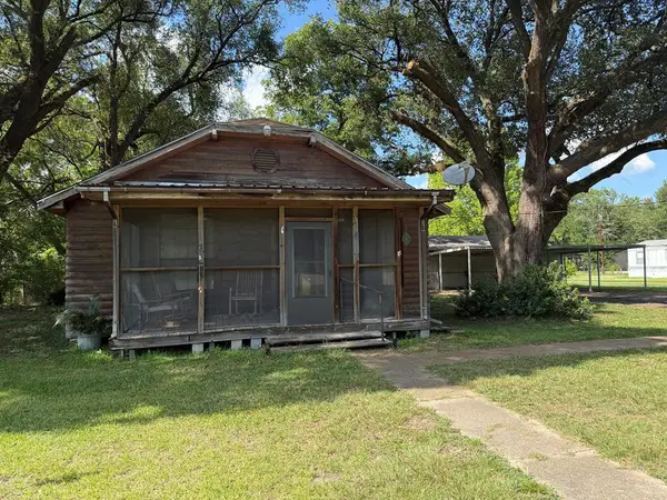 3749 Fm 841, Lufkin, TX 75901