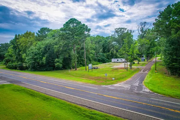 151 Karen Street, Zavalla, TX 75980