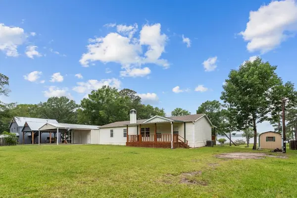 405 Sun Drive, Zavalla, TX 75980