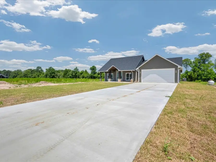 225 Salem Ridge Dr, Huntington, TX 75949 - #2