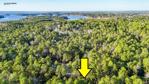 206 Tupelo Drive, Brookeland, TX 75931