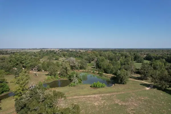 879 Cr 3390w, Crockett, TX 75835