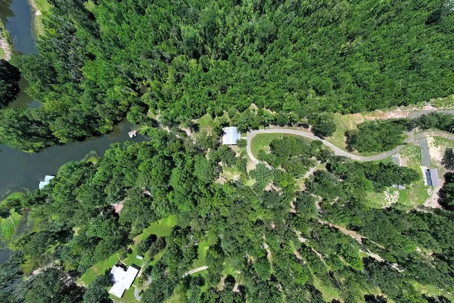 880 Pleasure Bend Road, Hemphill, TX 75948 - #2