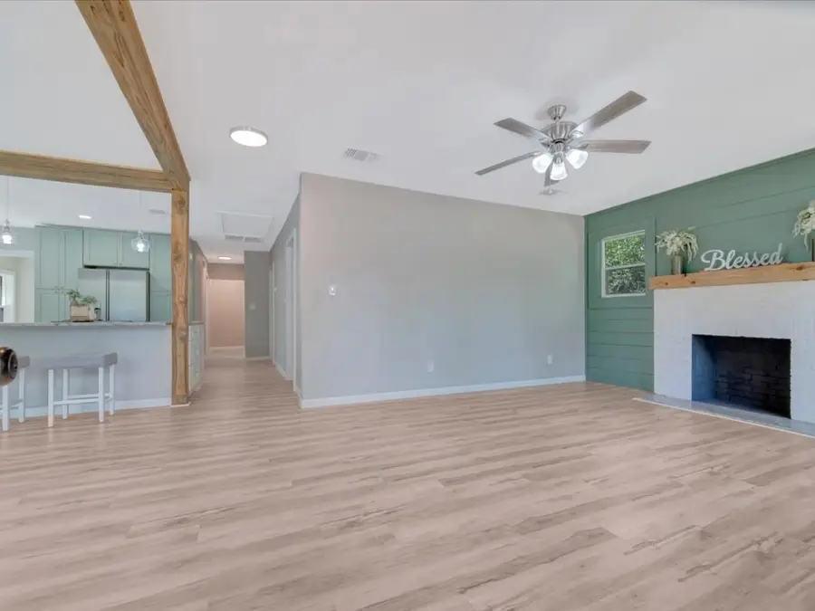 1116 Durst, Nacogdoches, TX 75964 - #3