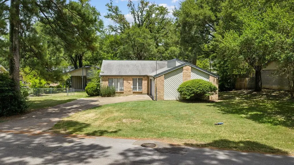 302 Lee Lane, Lufkin, TX 75904 - #1