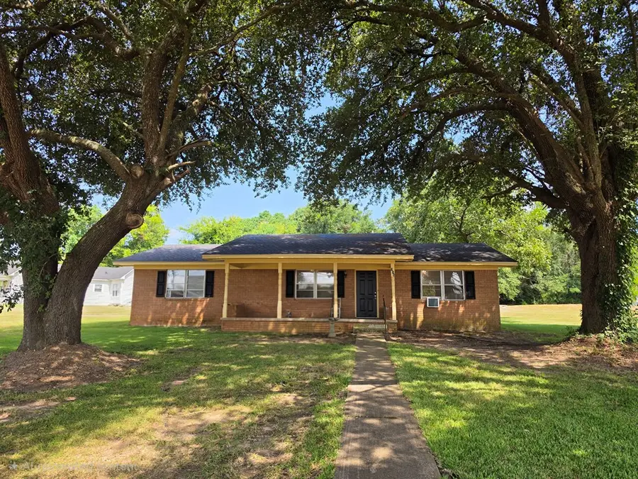 710 Spruce Ave., Cushing, TX 75760 - #2