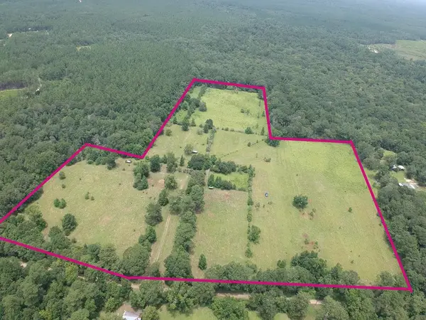 3882 Camden Road, Warren, TX 77664