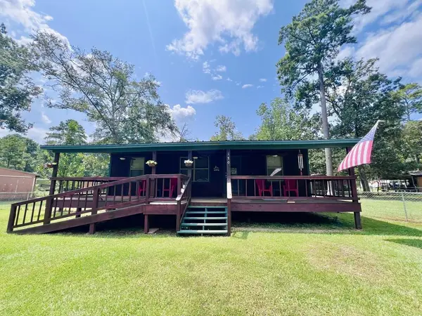 170 Winterwood, Hemphill, TX 75948