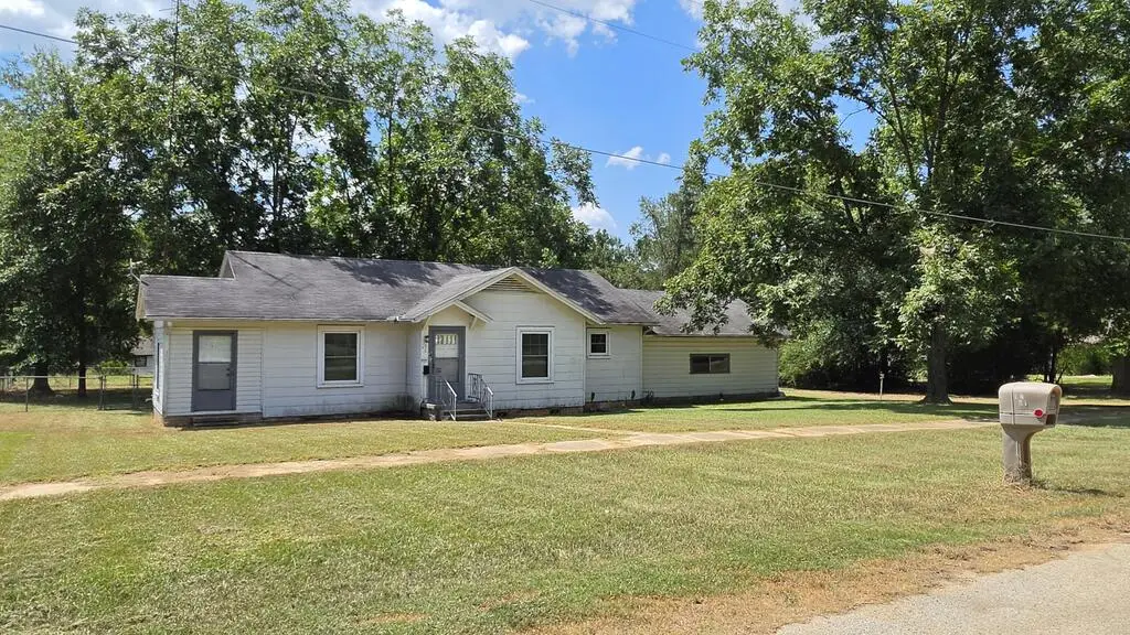 192 Austin Street, Timpson, TX 75975 - #1
