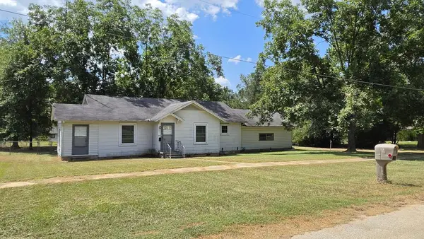 192 Austin Street, TIMPSON, TX 75975