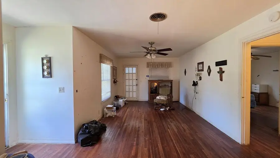 192 Austin Street, Timpson, TX 75975 - #2