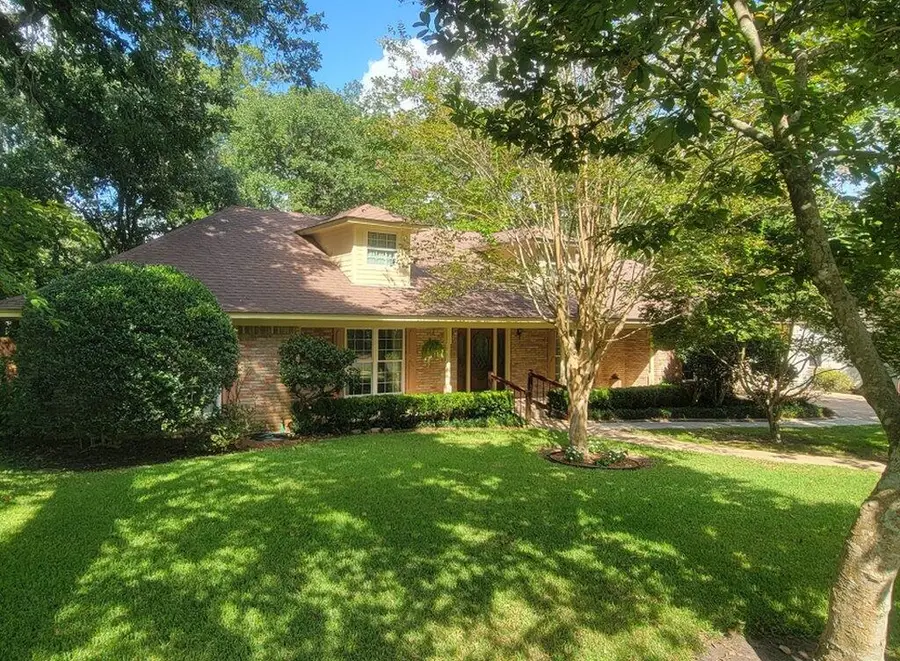 2025 Surrey St, Nacogdoches, TX 75965 - #3