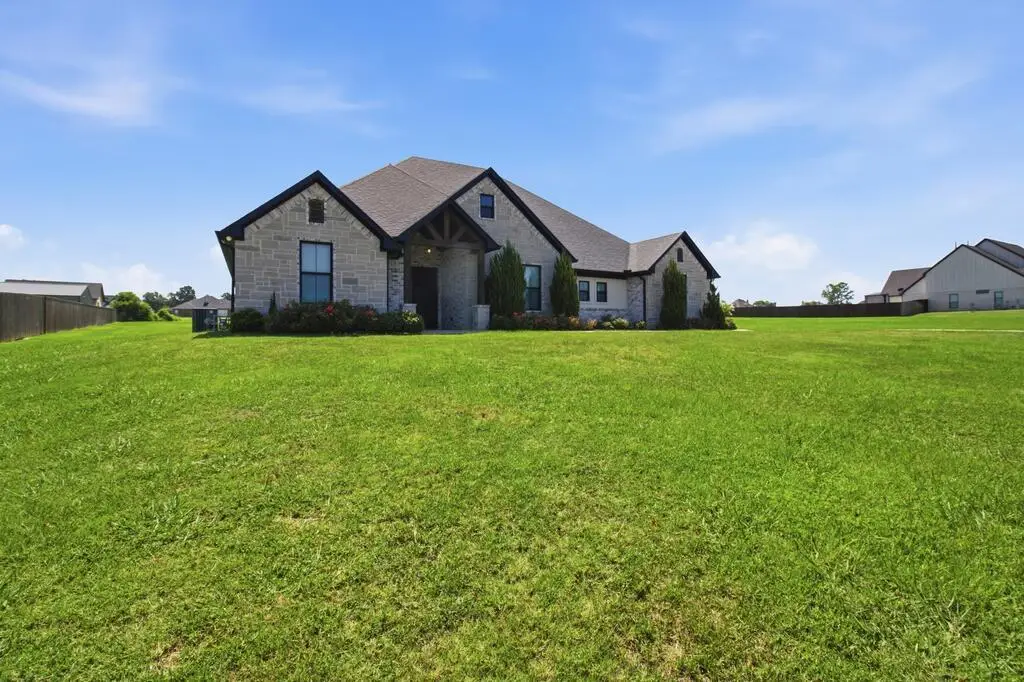 255 Clements, Tatum, TX 75691 - #1