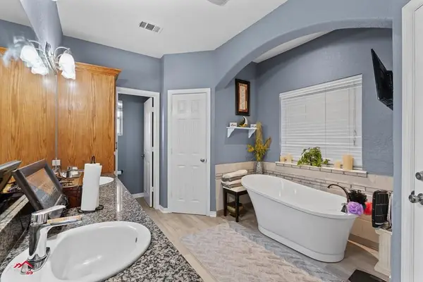 4595 Hwy 87 N, Center, TX 75935