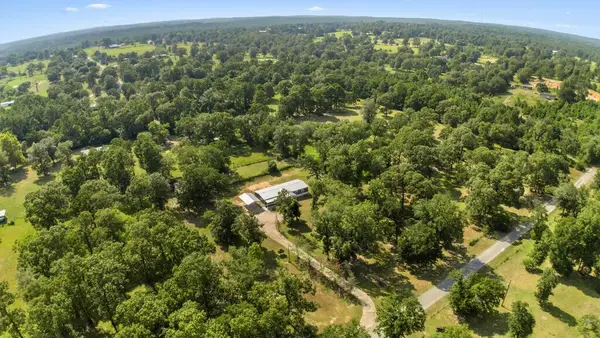 533 County Road 263, Jasper, TX 75951