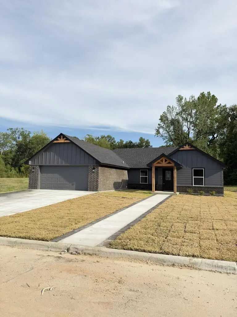 112 Shady Elm, Lufkin, TX 75901 - #1