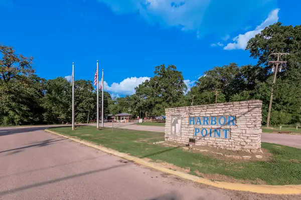844 Harbor View Drive, Trinity, TX 75862