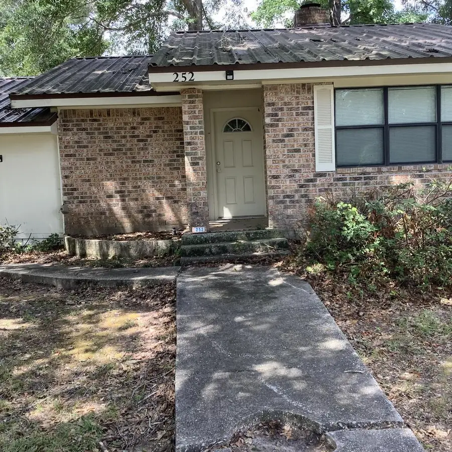 252 Birch Street, Jasper, TX 75951 - #2
