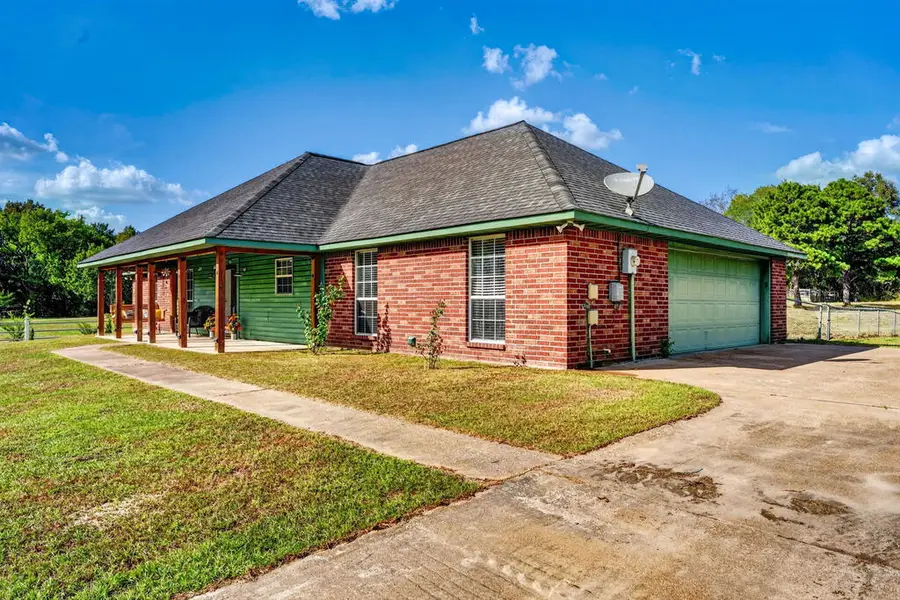348 Settlers Trail, Burke, TX 75941 - #2