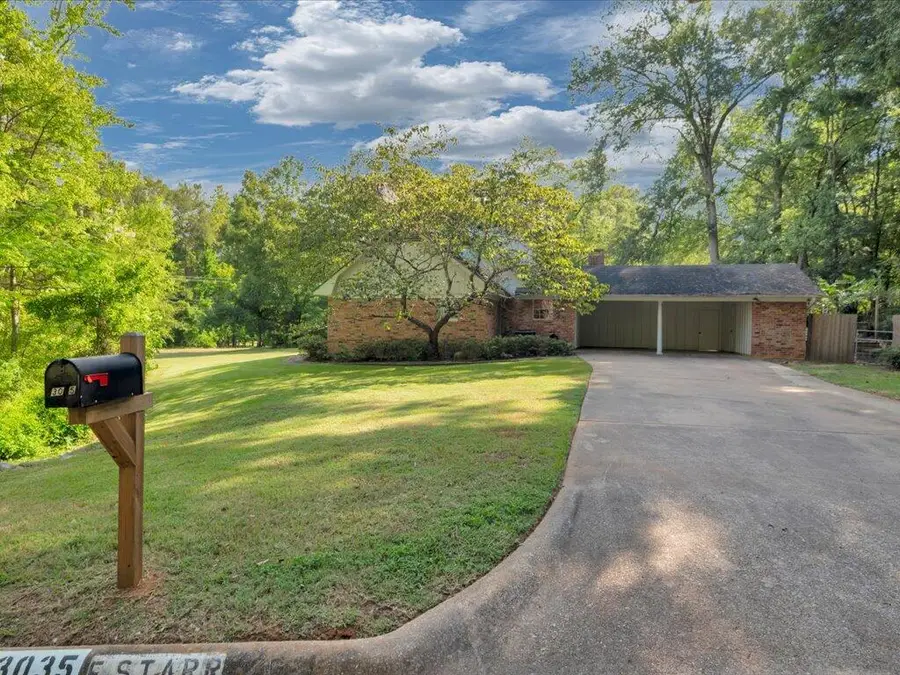 3035 E Starr Ave, Nacogdoches, TX 75961 - #3