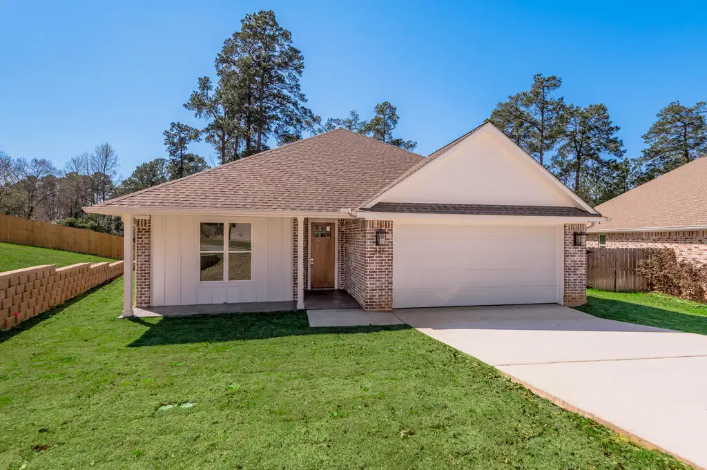 825 Village Gate, Nacogdoches, TX 75961 - #1