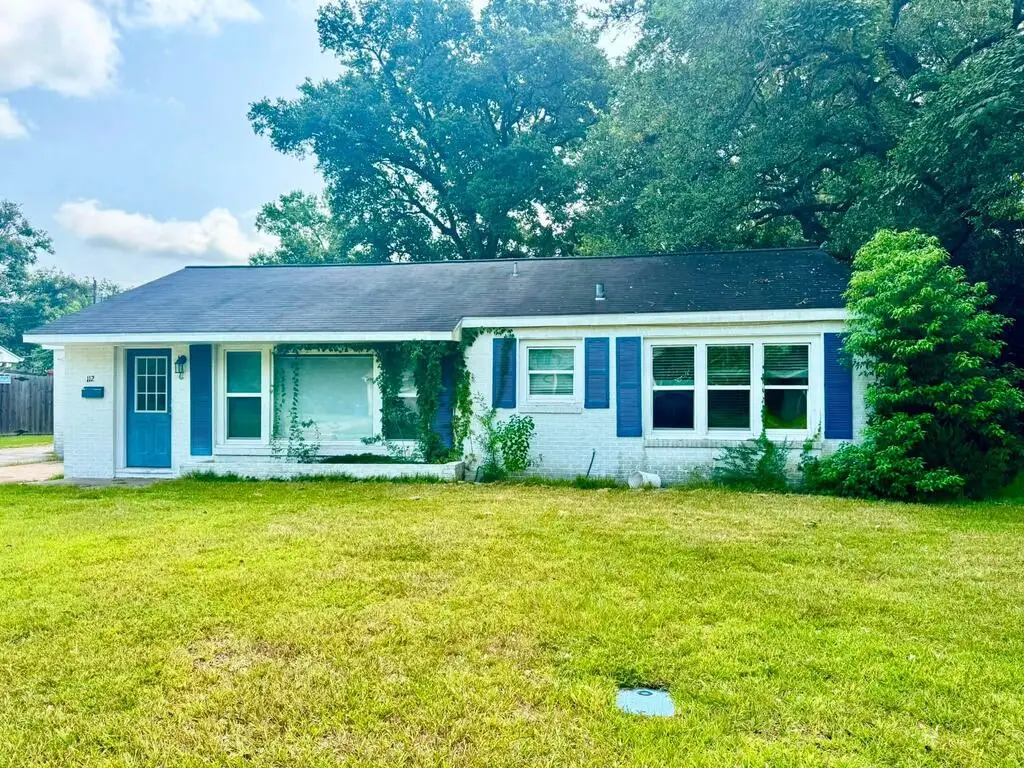 112 Creel Ln, Silsbee, TX 77656 - #1