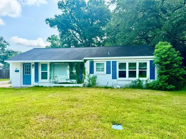 112 Creel Ln, Silsbee, TX 77656