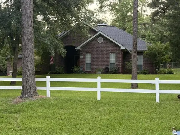 630 Woods Edge, Nacogdoches, TX 75965
