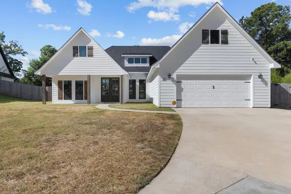 321 Rustic Pines Drive, Lufkin, TX 75904