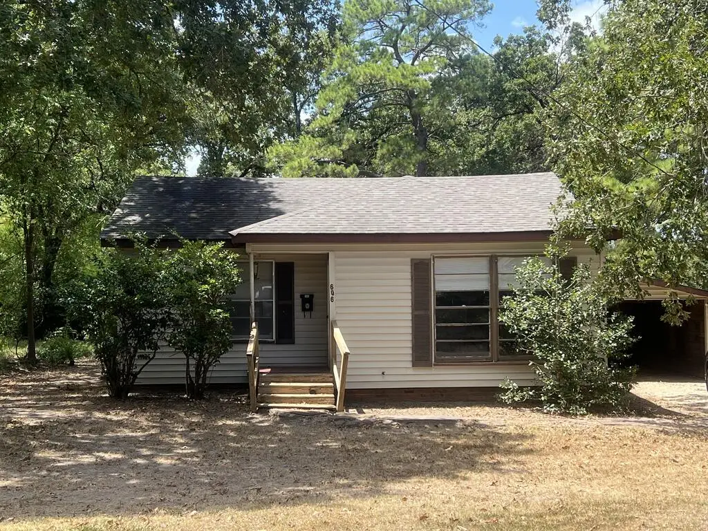 606 Cordelia Street, Lufkin, TX 75904 - #1