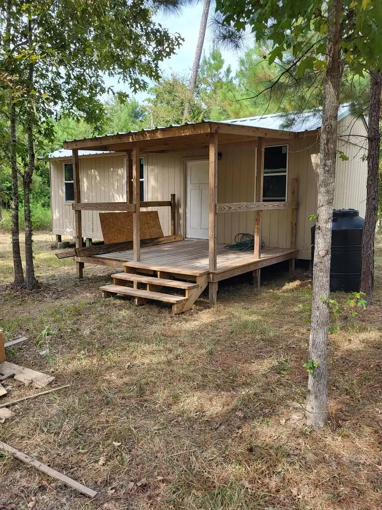 6077 Us Hwy 96 N, Bronson, TX 75930 - #1