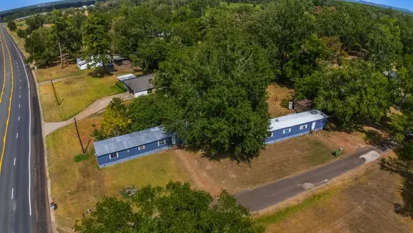 129 & 161 Bluebonnet, GARRISON, TX 75946