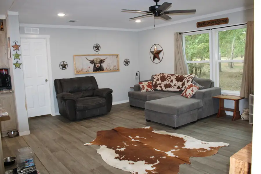 202 Bw Lane, Lufkin, TX 75904 - #2