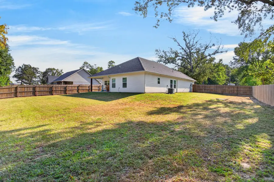 218 Providence Road, Lufkin, TX 75904 - #2