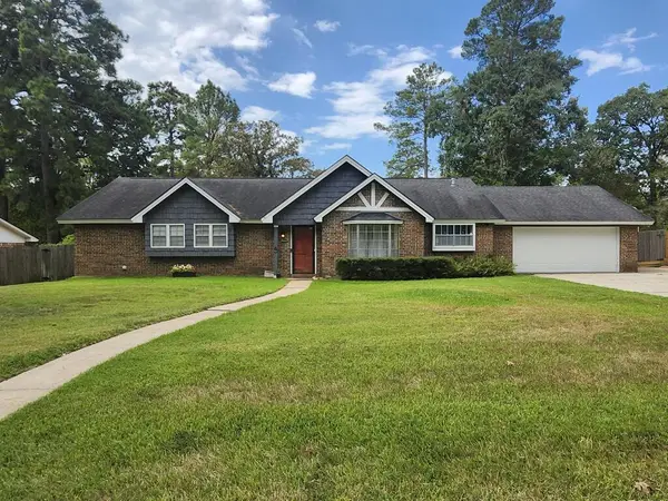 1410 Sleepy Hollow Drive, Lufkin, TX 75904