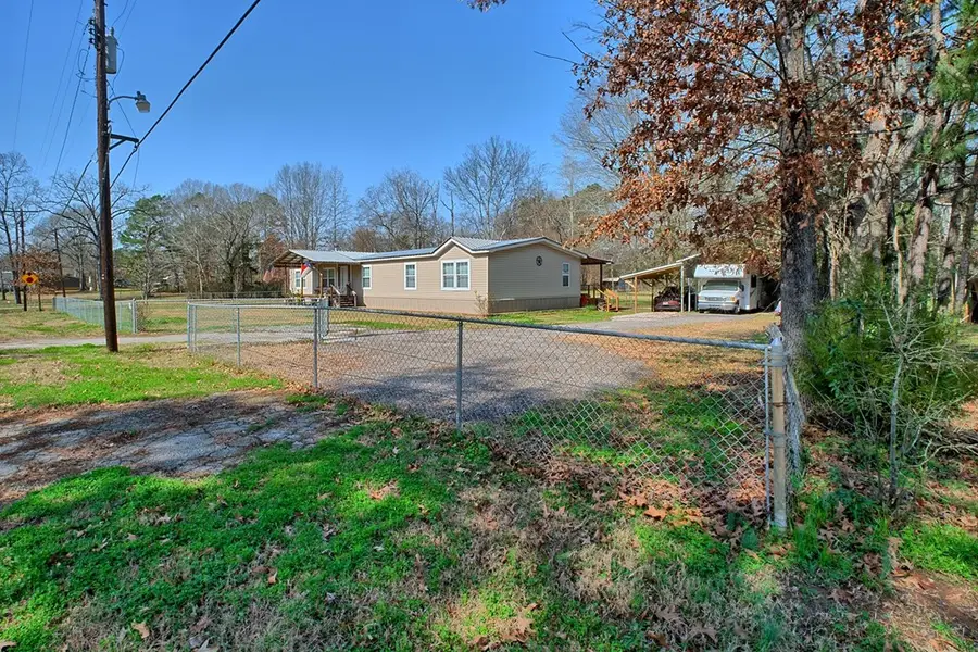 301 Lillian Street, Hemphill, TX 75948 - #3