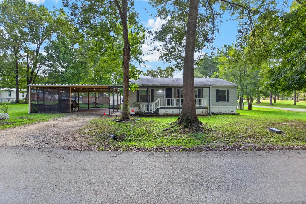 802 North 2nd Street, Huntington, TX 75949 - #1