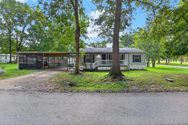802 North 2nd Street, Huntington, TX 75949
