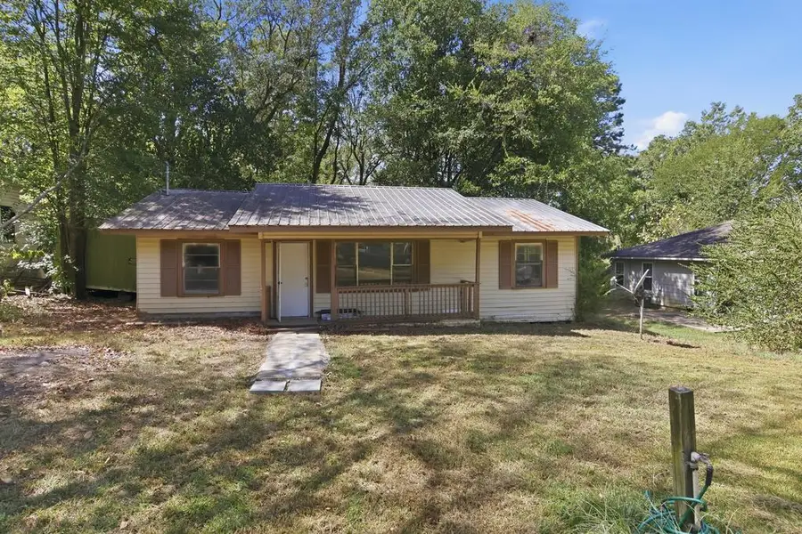 1018 Sampson Street, Center, TX 75935 - #2
