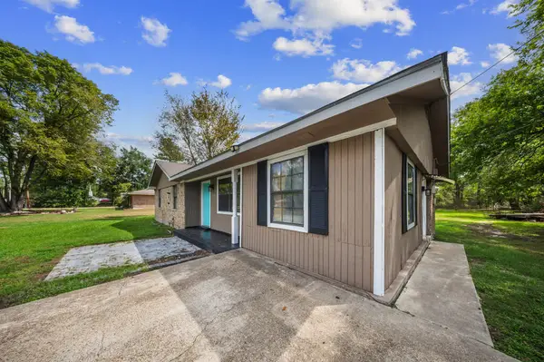 179 Sunmeadow Drive, Lufkin, TX 75904